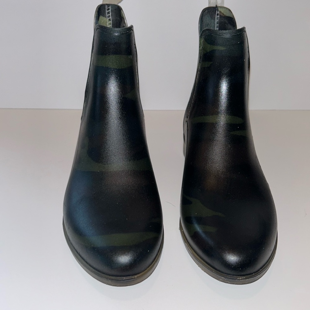 J Crew Matte Chelsea Rain Boot